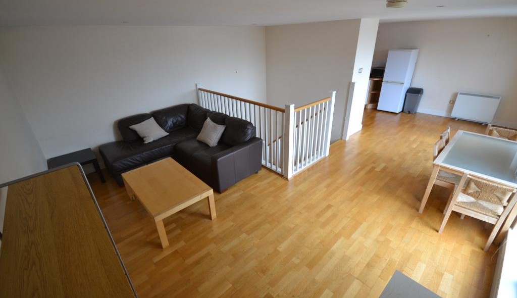 3-Bed Student Apartment – Ropewalk Court, Upper College Street