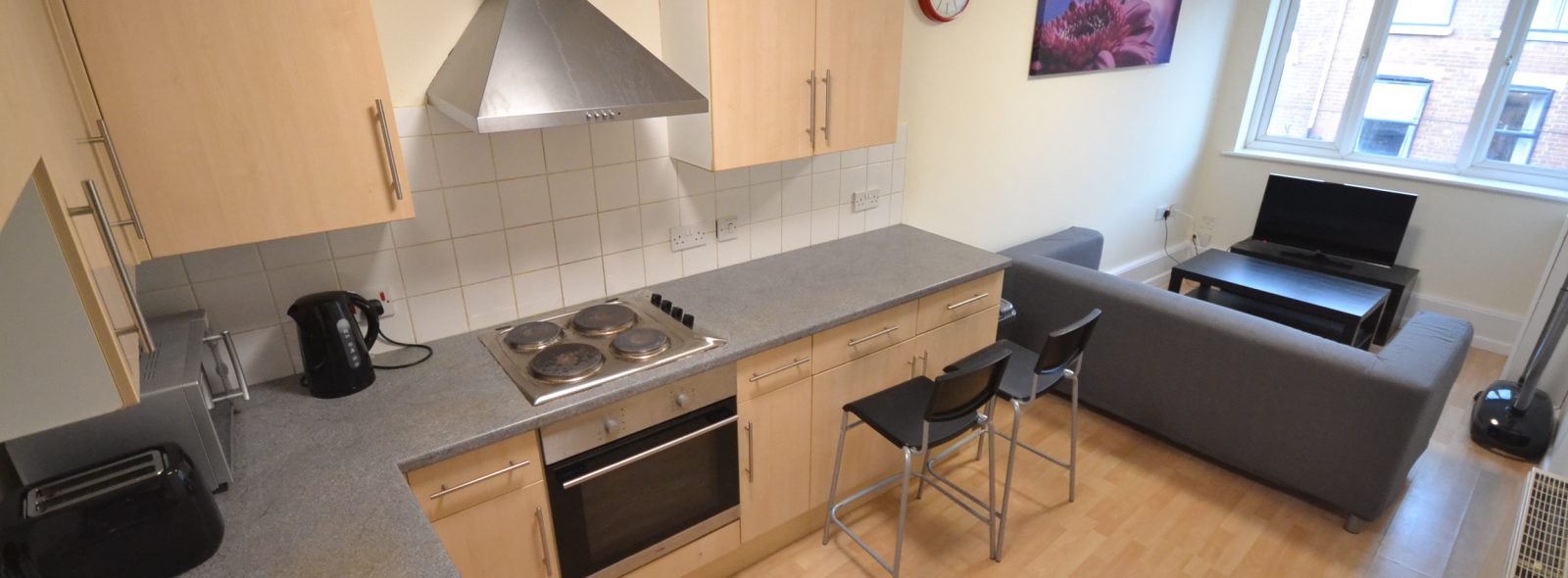 4-Bed Student Apartment – Radford Road, Hyson Green